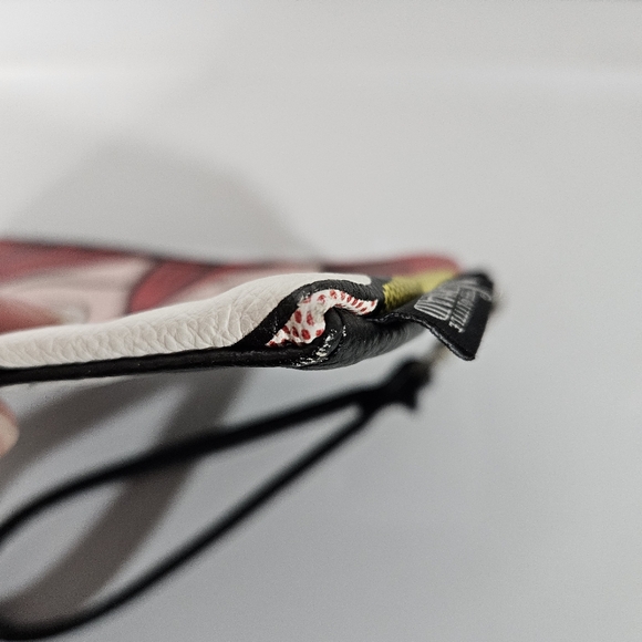 The Little Mermaid Loungefly Coin Purse - Picture 4 of 8